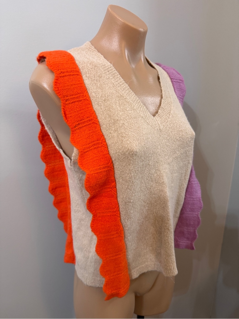 THML Sweater Vest Ruffles Orange Purple Large V Neck